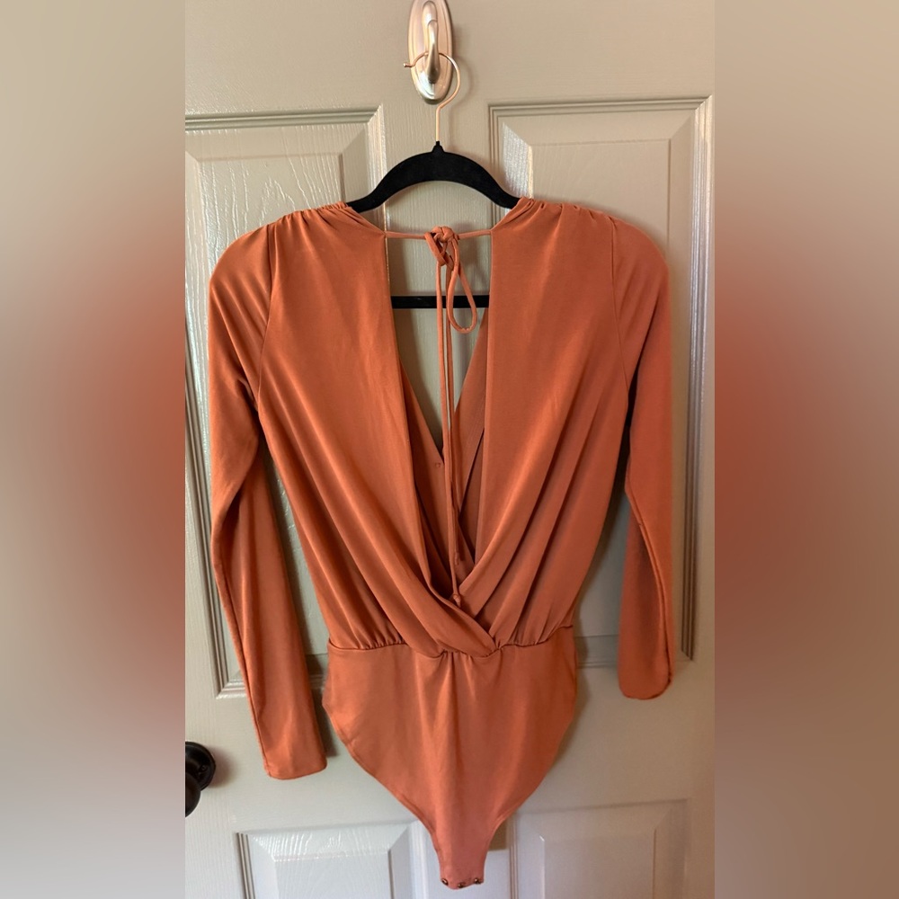 Bcbgeneration: Rust Draped V-Neck Blouse Bodysuit - image 3